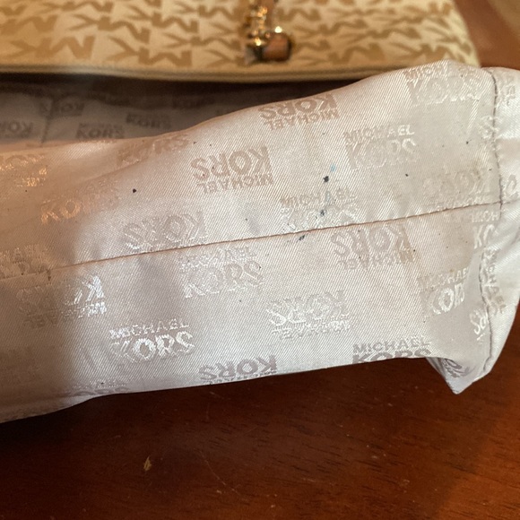 Michael Kors purse - Picture 7 of 7